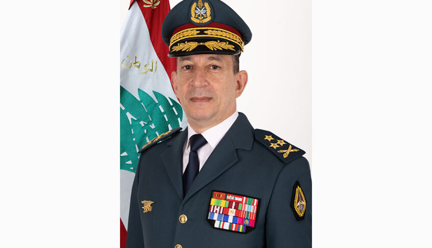 قائد الجيش للعسكريين: مسؤوليتنا كبيرة لكن ثقتي بكم وبصلابتكم تجعلني على يقين بأننا سنواصل مسيرة الشرف والتضحية والوفاء