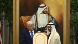 بالفيديو: محمد بن زايد يمنح ترامب “وسام الشيخ زايد”