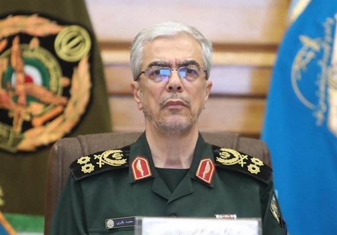 اللواء باقري: إغلاق الحدود البرية في شرق ايران يجري بجدية