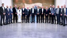 جعجع التقى اللائحة الفائزة في جبيل برئاسة جوزيف الشامي