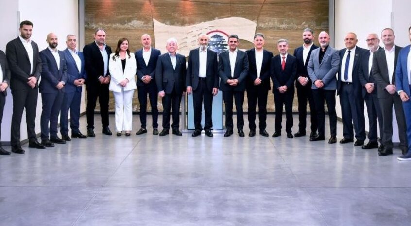 جعجع التقى اللائحة الفائزة في جبيل برئاسة جوزيف الشامي