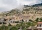 مدفعية العدو تستهدف منطقة “شعب الحافور” في اطراف بلدة كفرشوبا بالتزامن مع اطلاق رشقات رشاشة بإتجاه المنطقة (المنار)