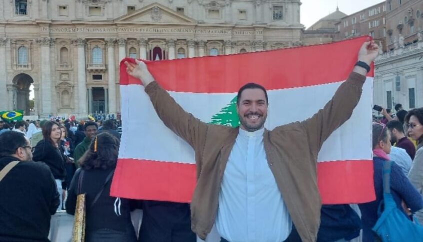 العلم اللبناني في روما… من يرفعه؟