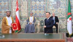 الرئيس الجزائري وسلطان عمان يبحثان تعزيز العلاقات وقضايا إقليمية ودولية