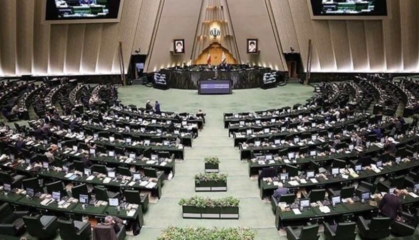 ايران تصعّد ضدّ بريطانيا … أي قرار  ضدّ “الحرس الثوري” سيُقابل بردّ مماثل