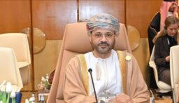 وزير خارجية عمان: المفاوضات النووية مستمرّة