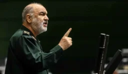 “الحرس الثوري” لـ”الأعداء”: إن ارتكبتم خطأ فستحلّ بكم كارثة تنسون معها الوعد الصادق 1 و2 بالكامل