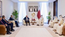 العراق يدعو أمير قطر الى حضور القمّة العربية