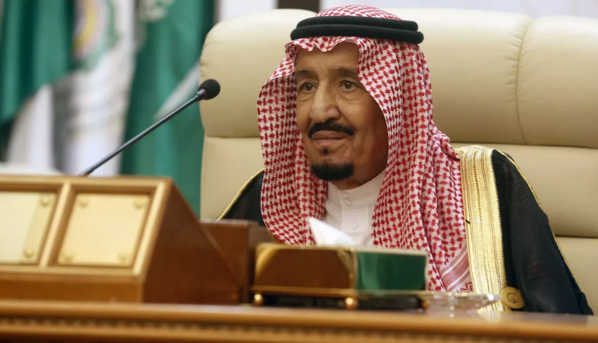 الملك سلمان يعلّق على نتائج زيارة ترامب للسعودية