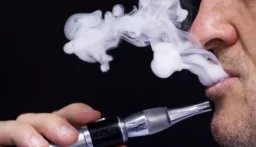 الصحة العالمية تكشف عن خطورة نكهات التبغ والنيكوتين وتدعو لحظرها