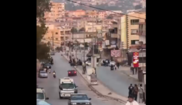 بالفيديو: إطلاق نار في بلدة تول للطلب من السكان المغادرة فورًا بعد التهديد الإسرائيلي
