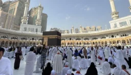 الملك سلمان يأمر باستضافة 1000 فلسطيني لأداء مناسك الحج على نفقته الخاصة