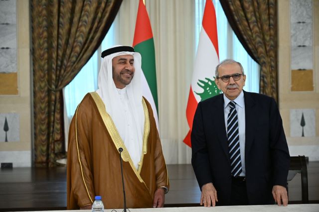 سلام من الامارات: نعمل على تأمين التسهيلات التي تضمن عودة اهلنا بالخليج الى لبنان وهم اعتادوا أن يزوروا لبنان لكن الظروف الأخيرة منعتهم