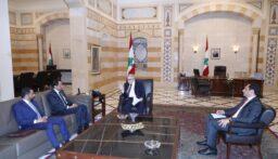 سلام استقبل سفراء والتقى رئيس لجنة الحوار اللبناني – الفلسطيني السفير رامز دمشقية