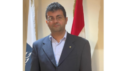 نقيب الصيادلة: فلتذهب الحملة ضد مافيا الدواء المغشوش حتى النهاية