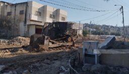 العدو يدفع بتعزيزات إلى طولكرم ومخيميها وسط تصعيد ميداني