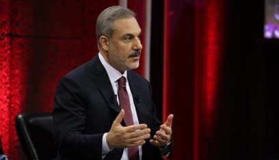 وزير خارجية تركيا يزور روسيا الاثنين
