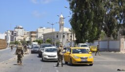 ليبيا.. بلدية طرابلس ترفض العنف وتدعو السلطات للاستجابة لصوت الشارع
