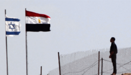 مصر تحكم بسجن اسرائيليين لمدة 5 سنوات