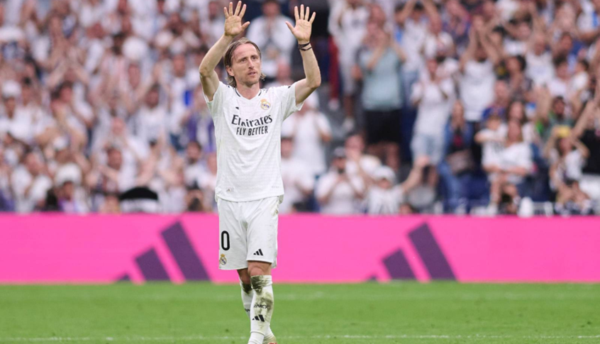 ريال مدريد يختار خليفة مودريتش لارتداء القميص رقم 10