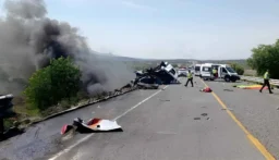 حادث تصادم مروع في المكسيك يسفر عن 21 قتيلاً