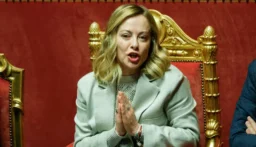 ميلوني: علينا تجنّب الحرب التجارية مع واشنطن