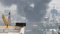 العدو الاسرائيلي يستهدف مبنى الإذاعة والتلفزيون في ايران (فيديو)