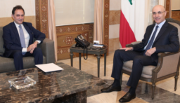 وزير الداخلية عرض الاوضاع وسبل التعاون مع سفير النروج واستقبل بارود وشبيب