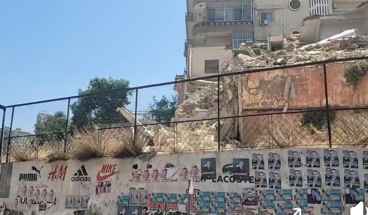 انهيار مبنى قديم على طريق قلعة طرابلس.. هل من إصابات؟