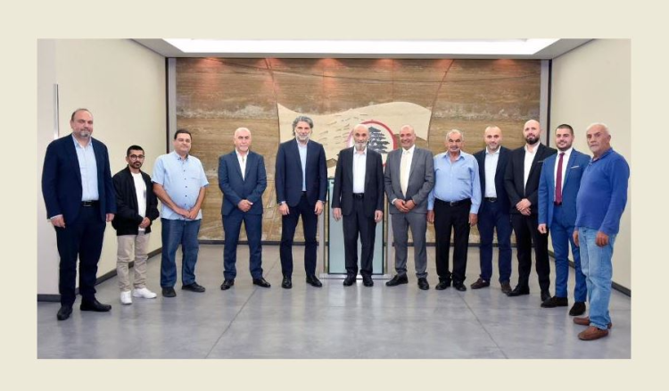 جعجع التقى مجلسي بلديتي “حومال” و “كفرعميه”