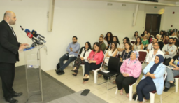 وزير الصحة: ملتزمون بصحة أطفالنا وتطوير قدرات المستشفيات الحكومية