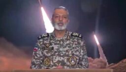 رئيس أركان القوات المسلحة الإيرانية يوجه تحذيراً إلى سكان الأراضي المحتلة خصوصاً في تل أبيب وحيفا
