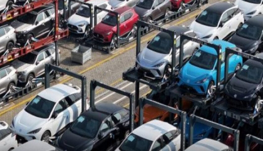 أسعار السيارات تستقر رغم التعرفات الجمركية
