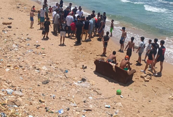 نجاة شاب من الغرق في بحر الميناء بطرابلس