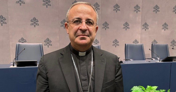 المطران الجديد على نيابة جونية البطريركية يحتفل بالذبيحة الالهية في 29 حزيران