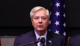 السيناتور ليندسي غراهام: مادورو تحالف مع حزب الله لتسميم أميركا