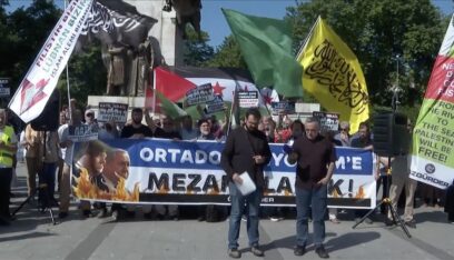 إسطنبول.. تظاهرة منددة بالعدوان الإسرائيلي على فلسطين وإيران