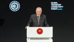 أردوغان: حالة الغموض التي سادت في مضيق هرمز والمجالات الجوية ذكّرتنا بمدى أهمية ممرّات النقل الآمنة