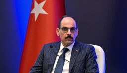 رئيس الاستخبارات التركية التقى وفداً من “حماس”
