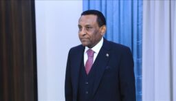 رئيس وزراء السودان الجديد: أولويتنا القضاء على التمرّد