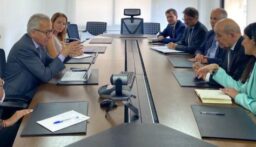 وزير الاقتصاد عرض ولودريان مسار الإصلاحات والتحضيرات لمؤتمري المانحين والمستثمرين