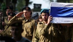 محللون إسرائيليون يحذرون من استمرار الغرق في وحول غزة: هذا ما يجعل جنودنا صيدا سهلا!