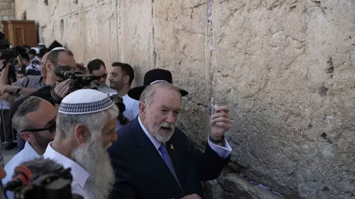 “فليعطوهم الريفييرا”.. سفير واشنطن في إسرائيل يهاجم فرنسا لدعمها فلسطين