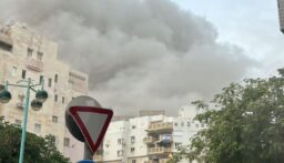 وسائل إعلام إسرائيلية: سقوط صواريخ إيرانية في منطقة النقب