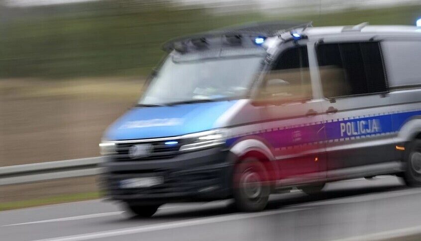 اعتقال ثلاثة أشخاص في بولندا كانوا يخطّطون لهجوم إرهابي