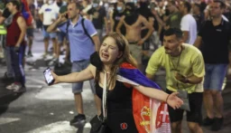 بعد تظاهرات لإسقاطه.. الرئيس الصربي: لن أرضخ للضغوط