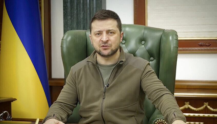 زيلينسكي يفرض عقوبات على 111 شخصية وكيانا في روسيا والصين وبيلاروس