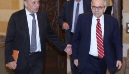 زبدة الرسالة التي نقلها لودريان تتمحور حول…