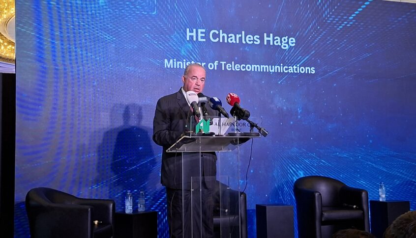 وزير الاتصالات: الحكومة ملتزمة بوضع الأسس الرئيسية للحكومة الإلكترونية قبل انتهاء ولايتها