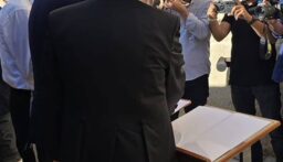 نتنياهو يصلي من أجل ترامب!